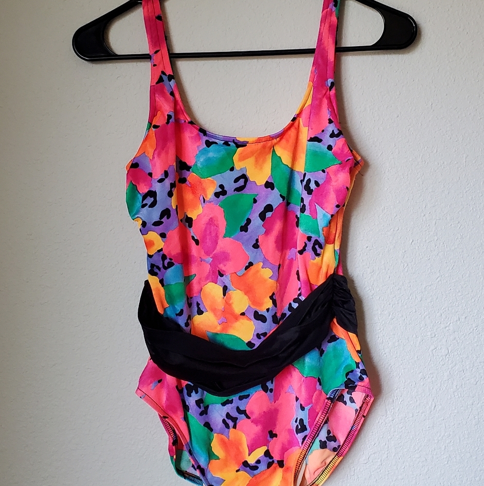 Vintage 90s swimsuit